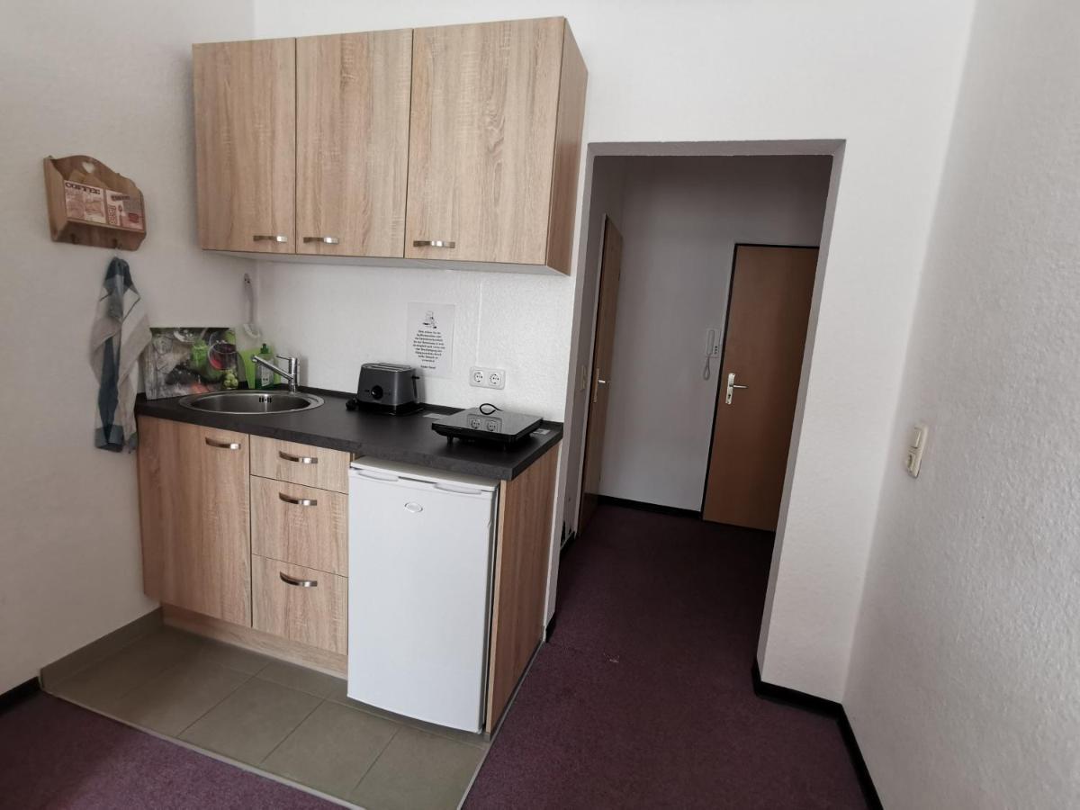 Hotel-Pension Zum Hirsch Hattersheim am Main Екстер'єр фото